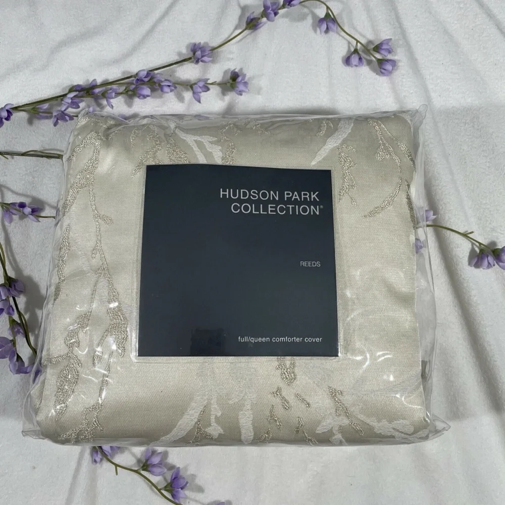 NIB $400 Hudson Park Collection [ Full / Queen ] Reeds Duvet‎ Cover Only #D300